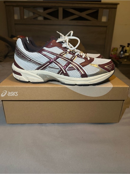 Asics Other - Asics White and Burgundy Lace-Up Mesh Trainers